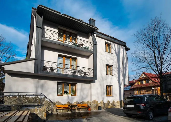 Oko בית אירוח זקופאנה